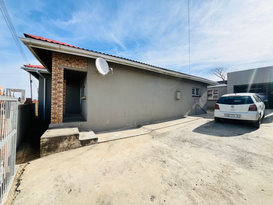 3 Bedroom Property for Sale in Mdantsane Eastern Cape